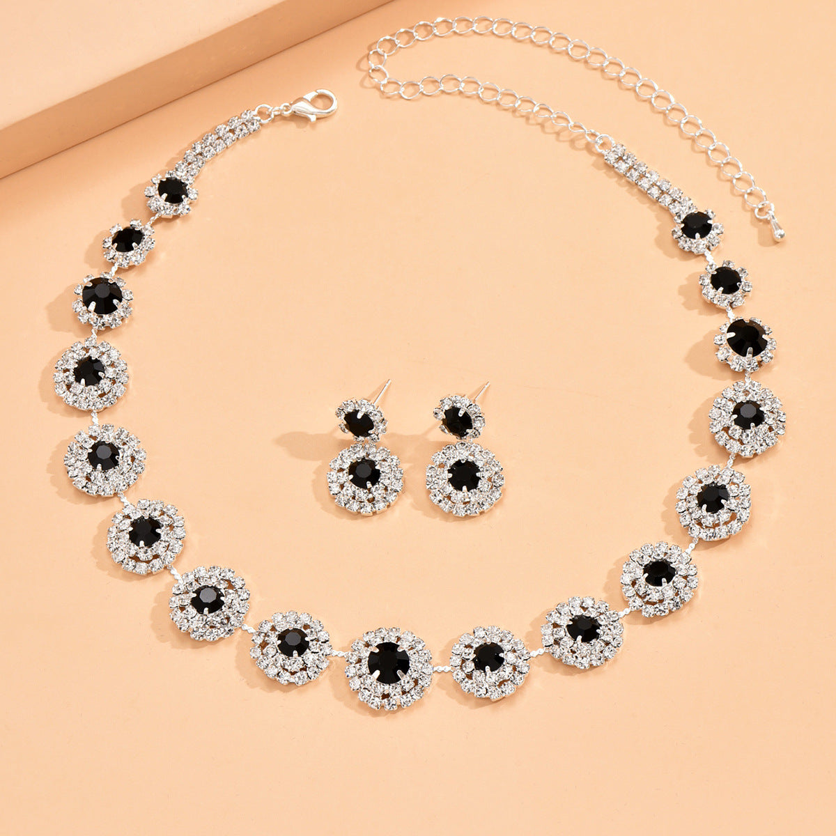 Wholesale Wedding Party Round Rhinestone Necklace Stud Earrings Jewelry Set
