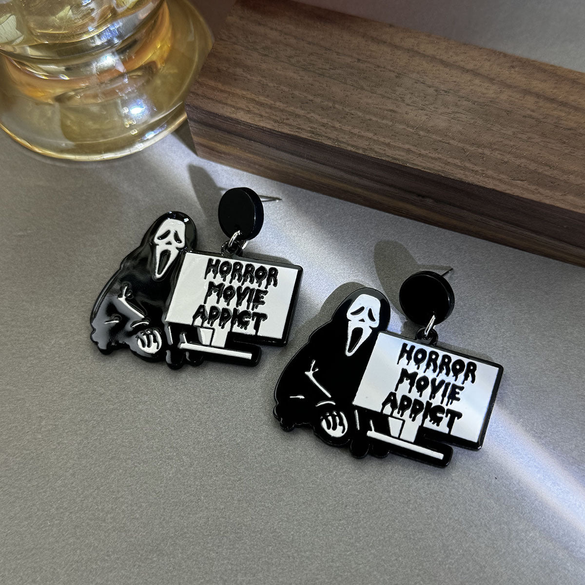 Wholesale  funny screaming ghost earrings