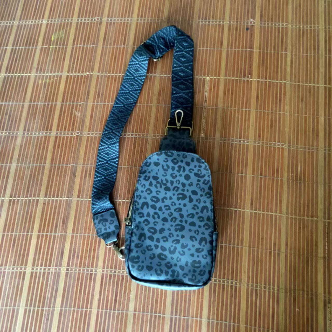 Wholesale Western Style Printed Crossbody Bag Chest Bag Waist Bag