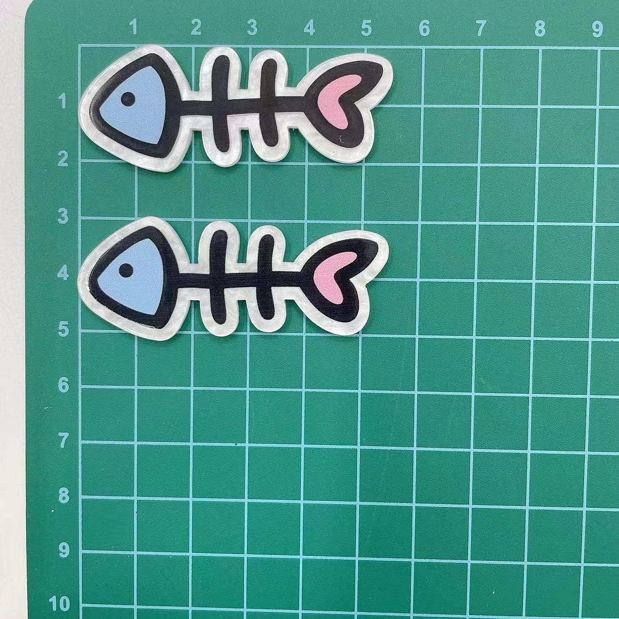 Wholesale 5pcs Cartoon Fish Acrylic FlatBack Cute Accessories