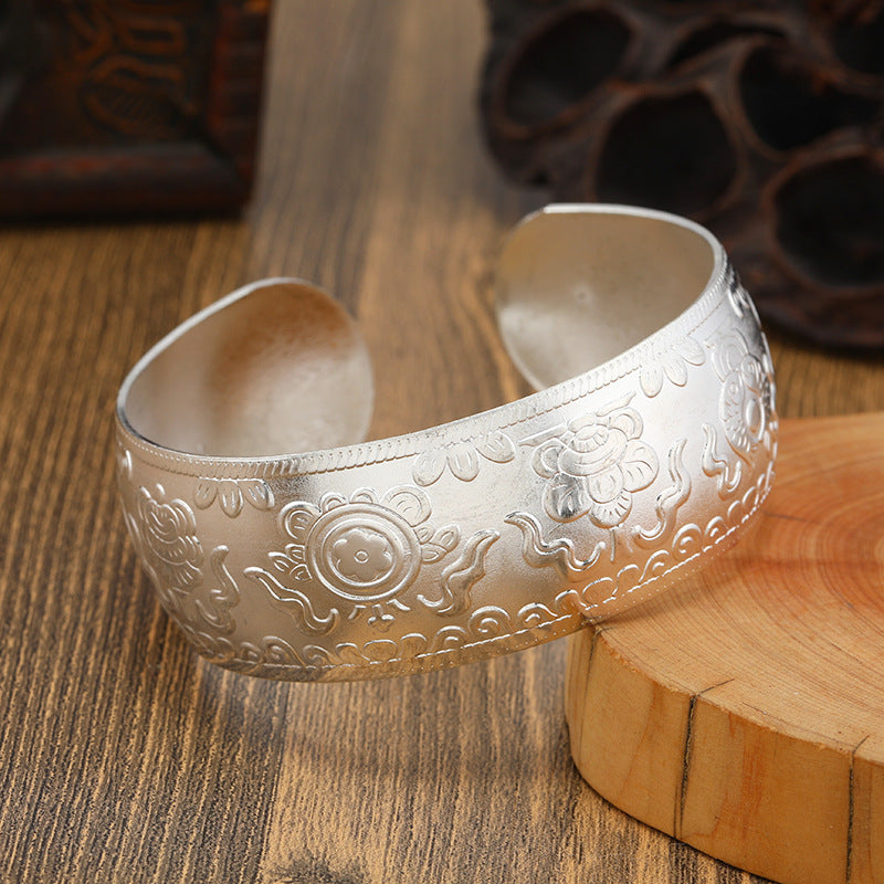 Wholesale Vintage Ethnic Style Miao Silver Bracelet