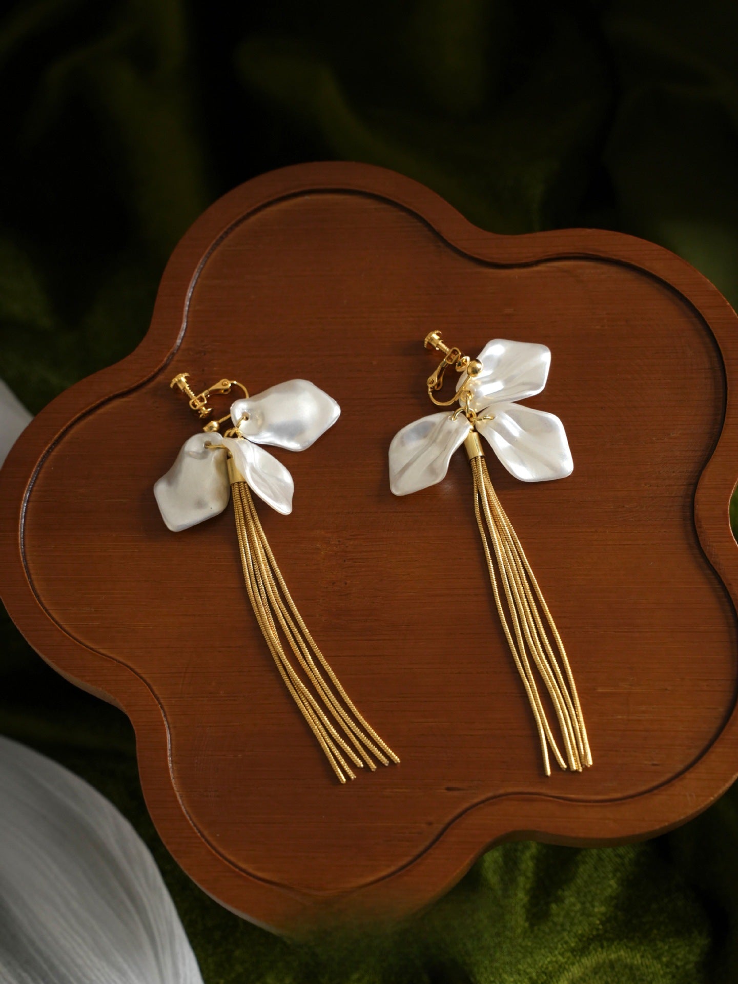Wholesale White Petal Long Gold Tassel Earrings