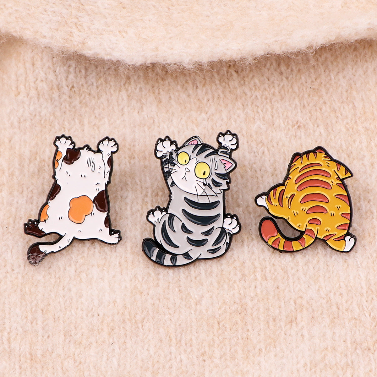 Wholesale Cute Cat Brooch Badge