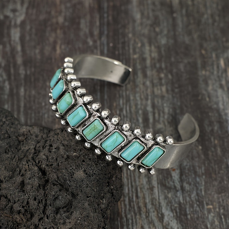 Wholesale Bohemian Style Turquoise Vintage Pattern Open Bracelet