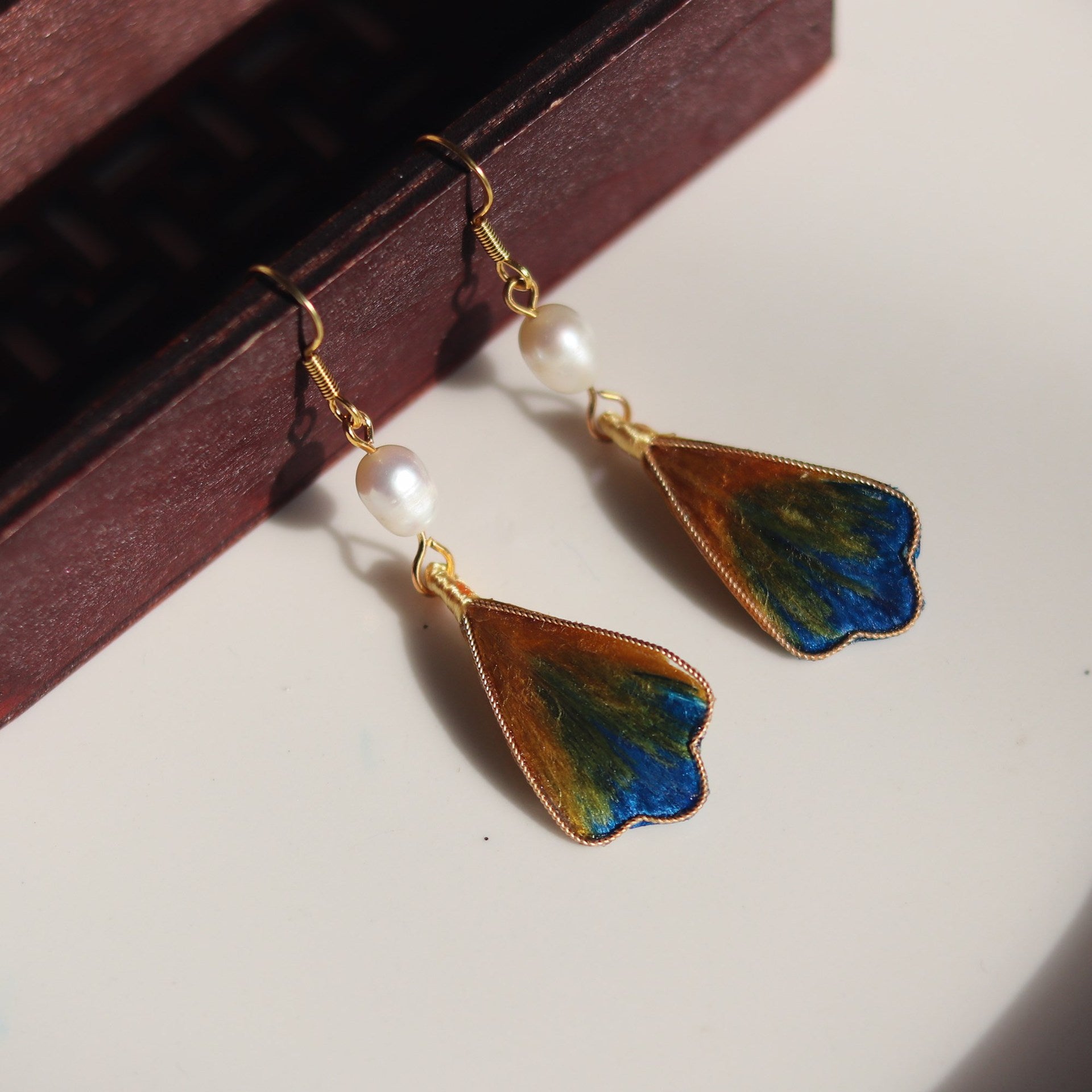 Wholesale Velvet flower pearl filigree earrings Chinese classical style cheongsam earrings