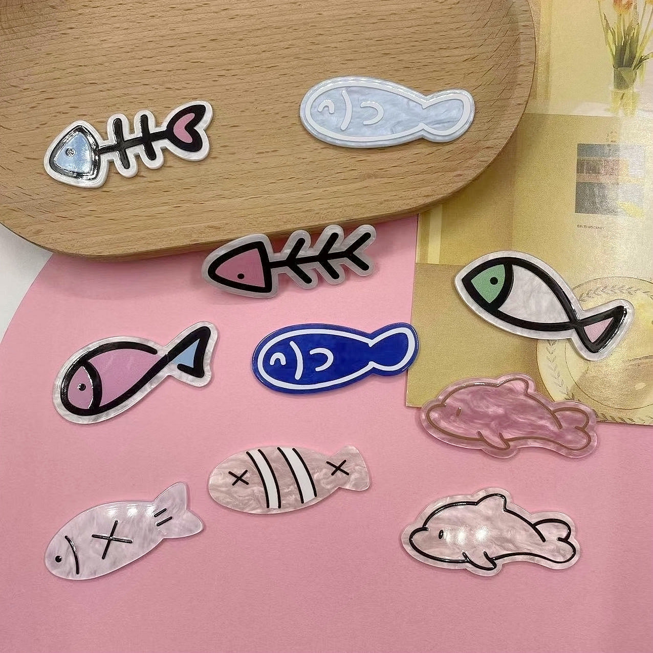 Wholesale 5pcs Cartoon Fish Acrylic FlatBack Cute Accessories