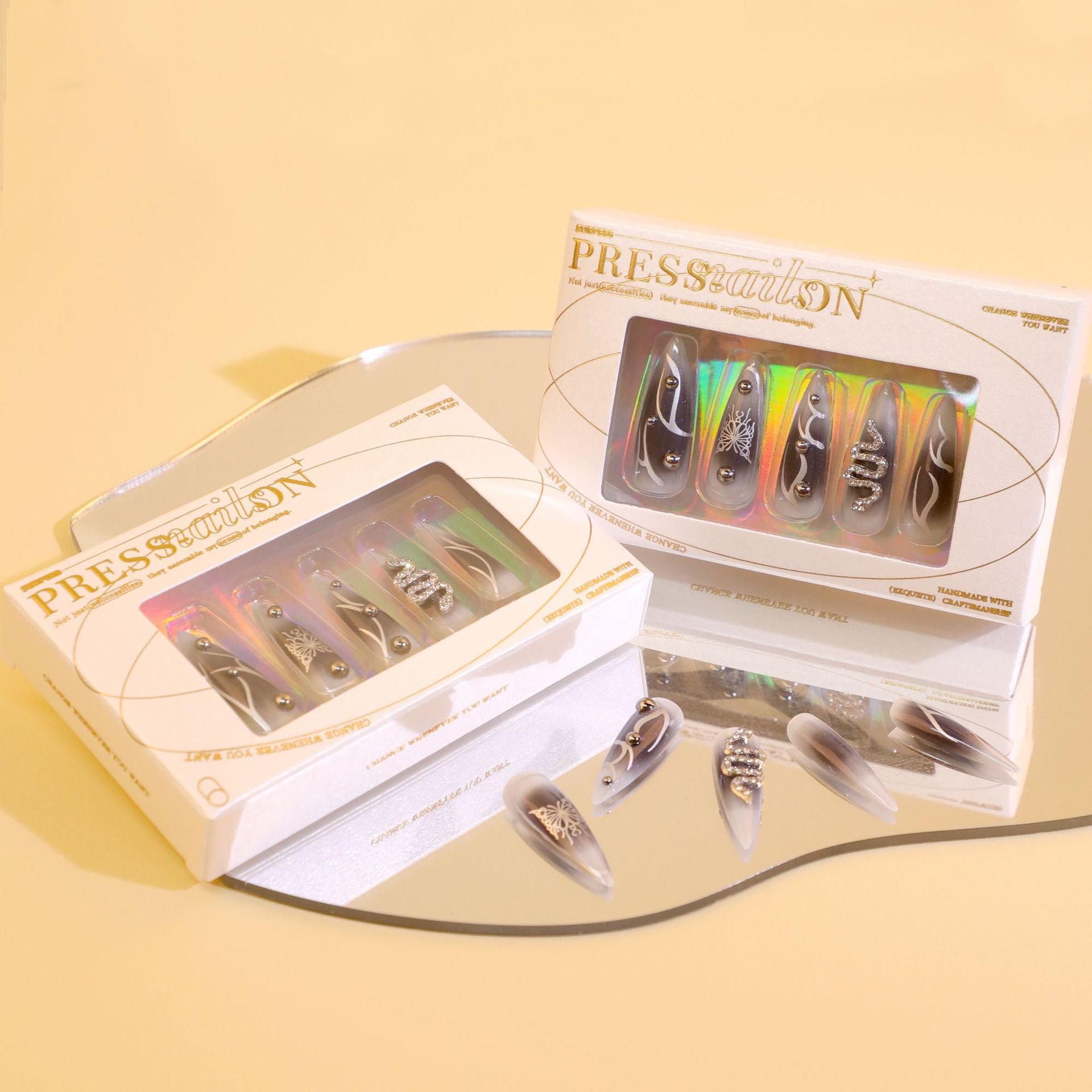 Wholesale Dark punk style snake pattern diamond butterfly pattern super long wear armor