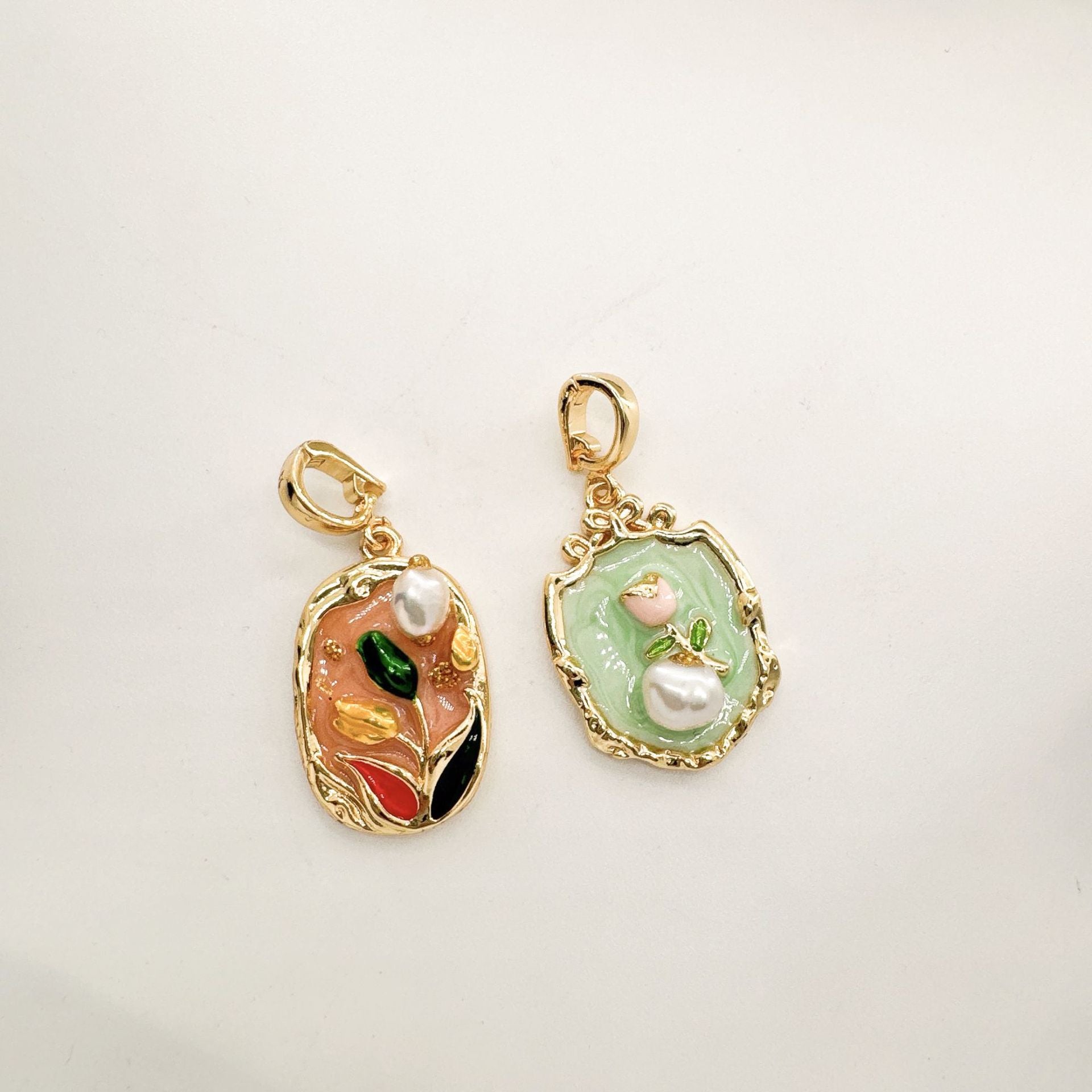 Wholesale 18K Copper Gold Plated Handmade Oil Painting Traditional Enamel Inlaid Natural Pearl Pendant