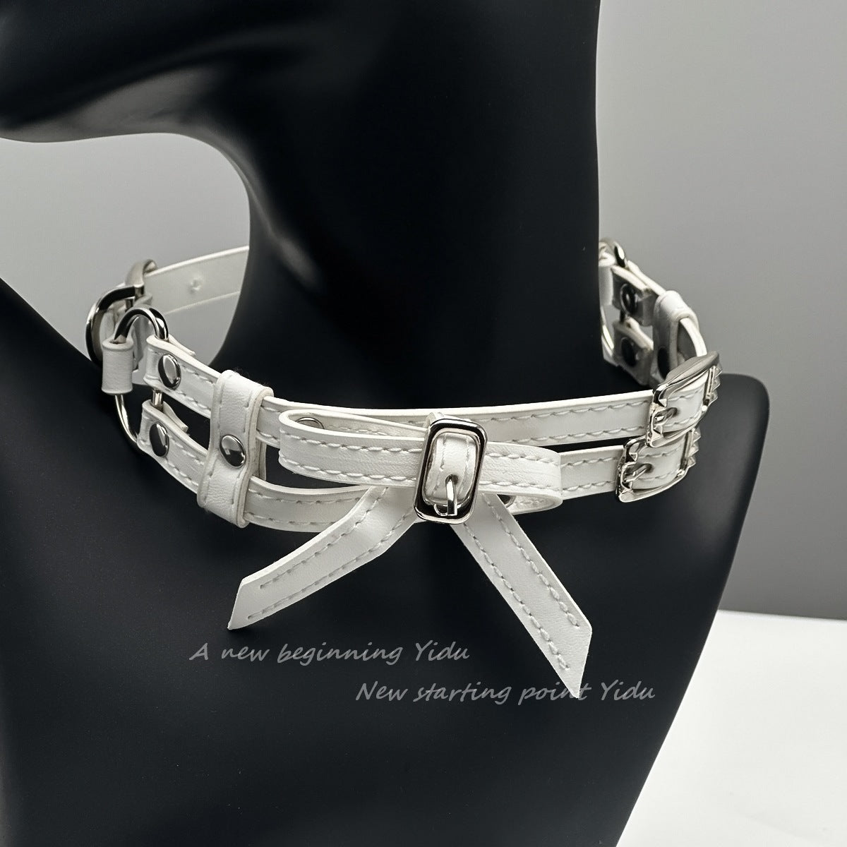 Wholesale Vintage Maillard Collar Plush Sunflower Pendant Necklace