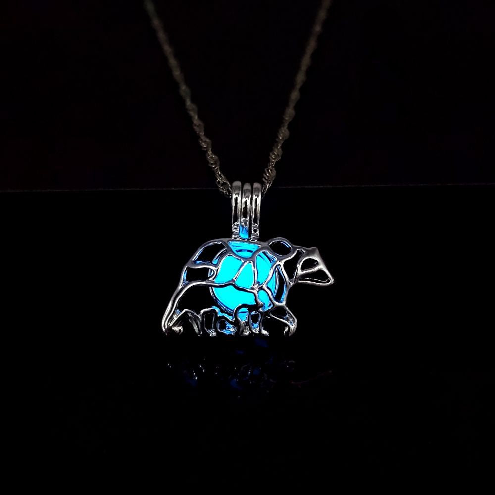 Wholesale Luminous Polar Bear Pendant Glowing Alloy Necklace