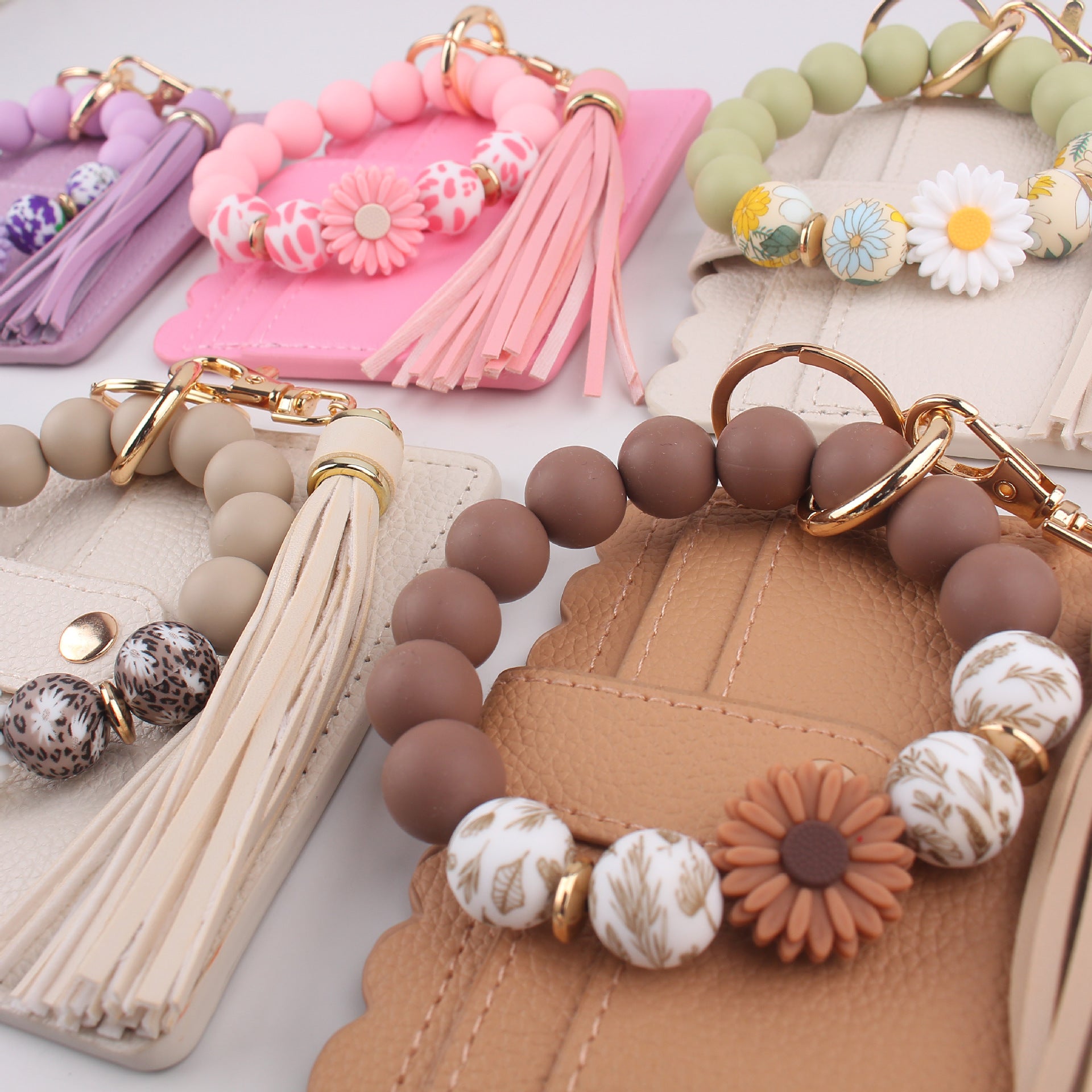 Wholesale Daisy Beads Bracelet Multi-layer Card Bag Zipper Coin Purse Silicone Beads Bracelet Keychain