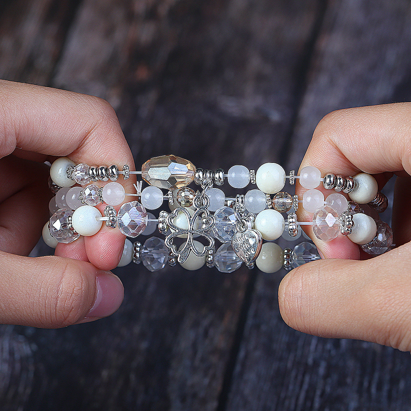 Wholesale Four Leaf Grass Heart Multi Layered Pendant Glass Elastic Bracelet