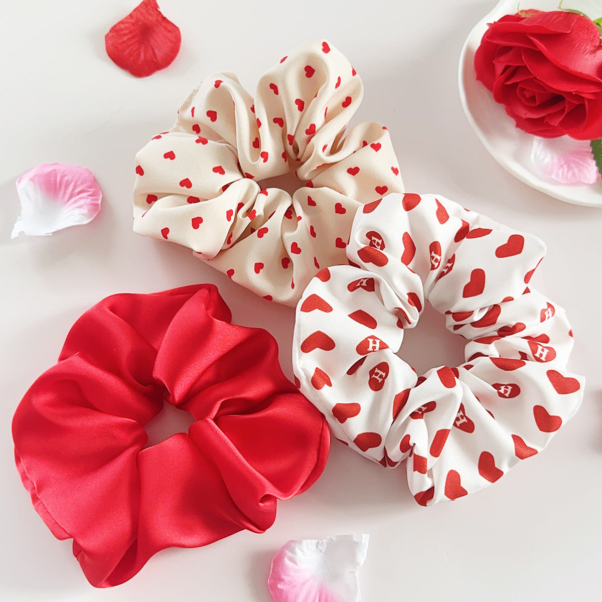Wholesale Sweet Love Valentine' s Day Romantic Fabric Hairbands
