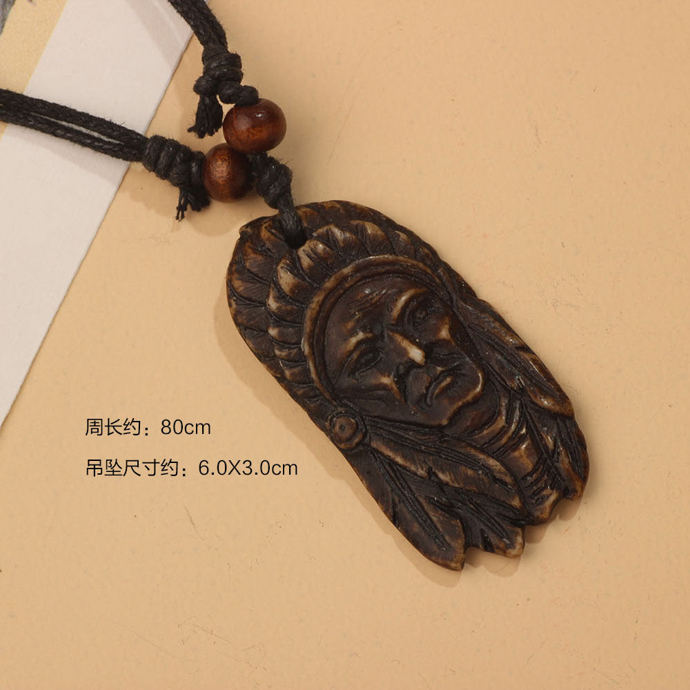 Necklace Ethnic Style  Men and Women's Collarbone Chain Shark Tooth Woolen Chain Ivory Necklace