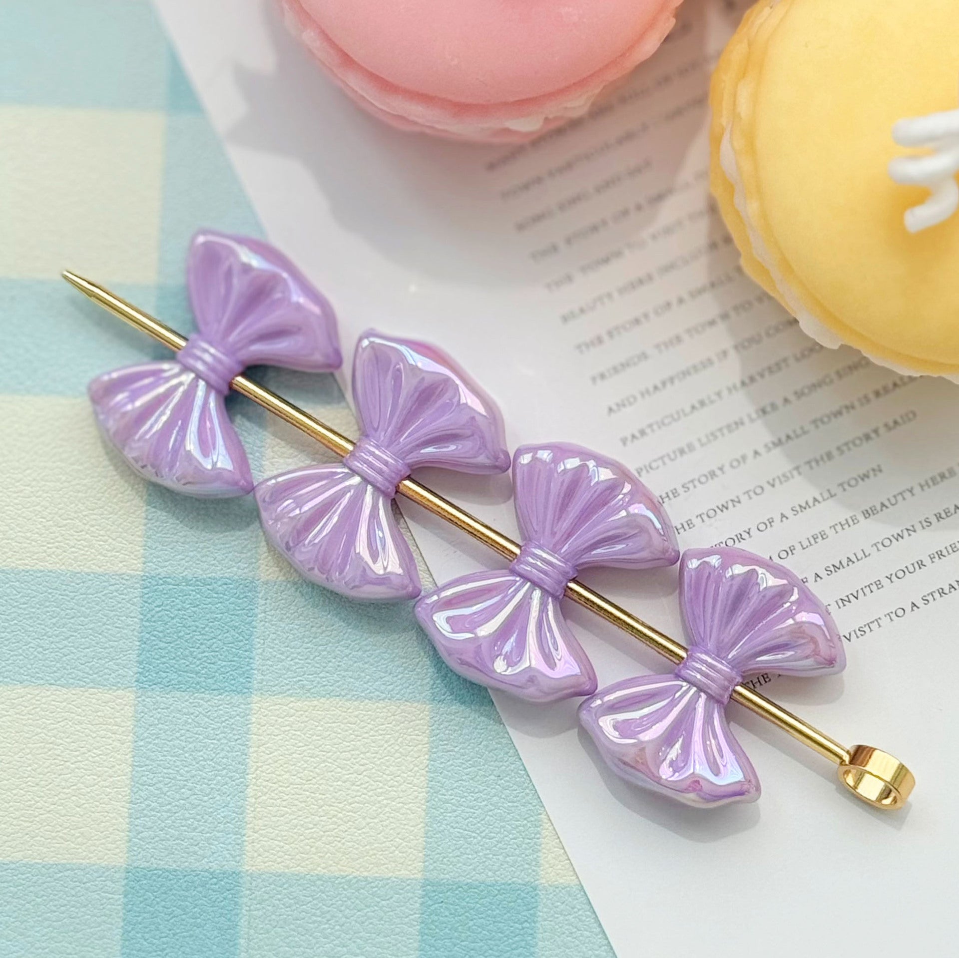 Wholesale 10pcs  Colored bow tie Acrylic Beads