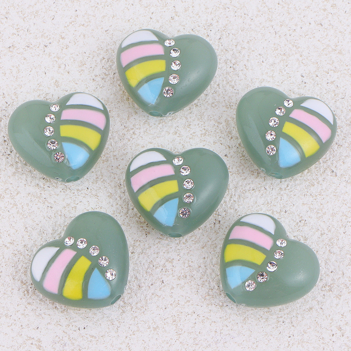 Wholesale 10pcs double-sided diamond inlaid colored acrylic beads with heart-shaped design