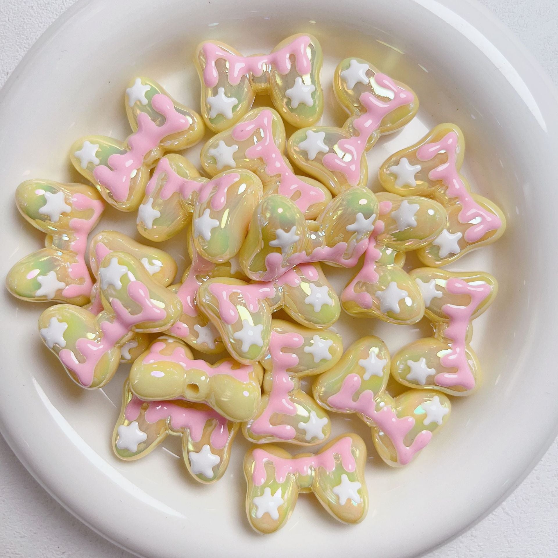 Wholesale Acrylic Hand Painted Bow Love Beads