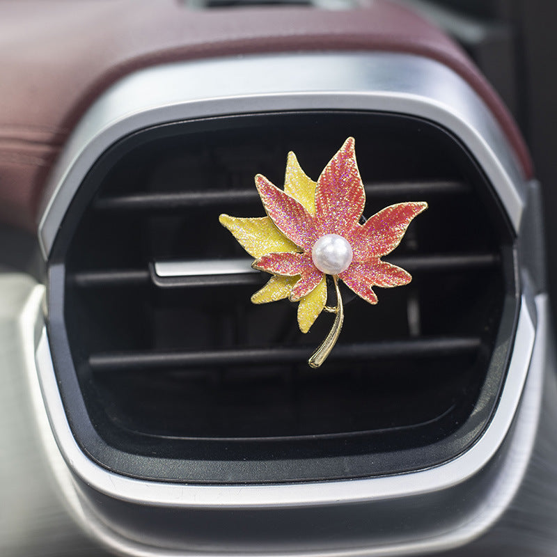 Wholesale Aromatherapy Air Outlet Maple Leaf Alloy Car Accessories