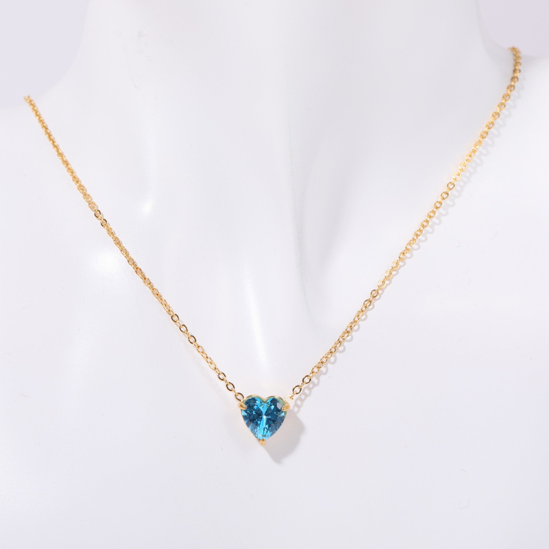 Wholesale Trendy 12 Month Birthstones Heart Pendant Necklace Titanium Steel O Shape Chain Everyday Jewelry Accessory For Boutique Resale