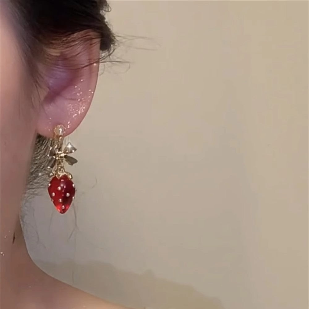 Wholesale Candy French Vintage Imitation Pearl Strawberry Earrings