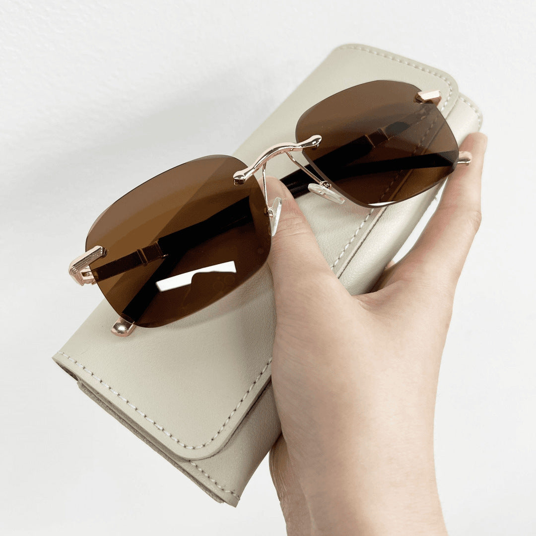 Wholesale Gold Frame Tea Pieces  Tone Red Anti-ultraviolet New Frameless Cut Edge Sunglasses