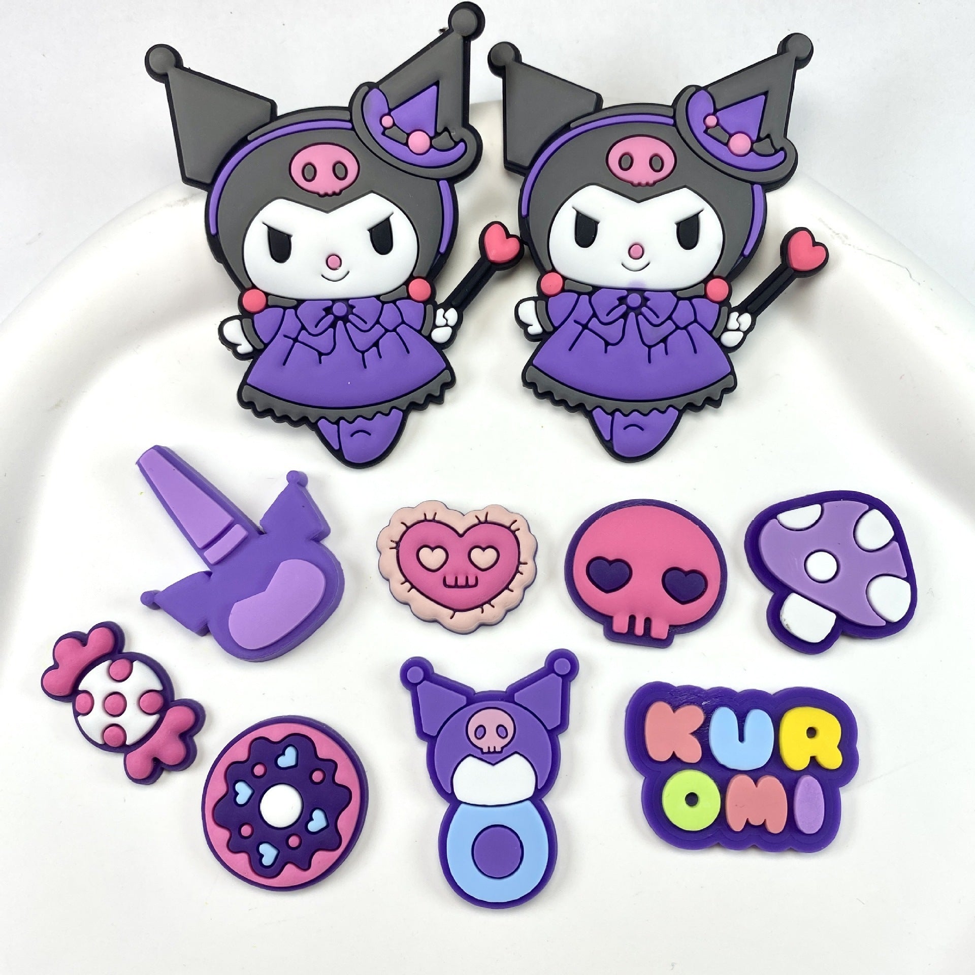 Wholesale Cute Cartoon Clogs Accessories &  Buckles DIY OLY Exclusive