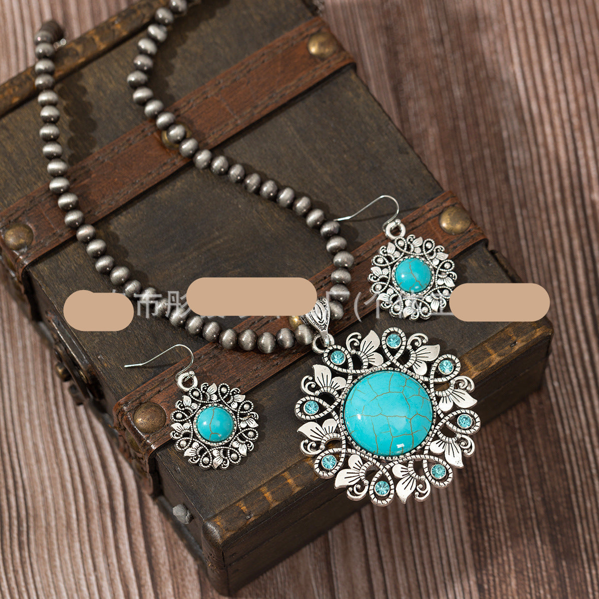 Wholesale Bohemian round diamond and turquoise alloy necklace earrings