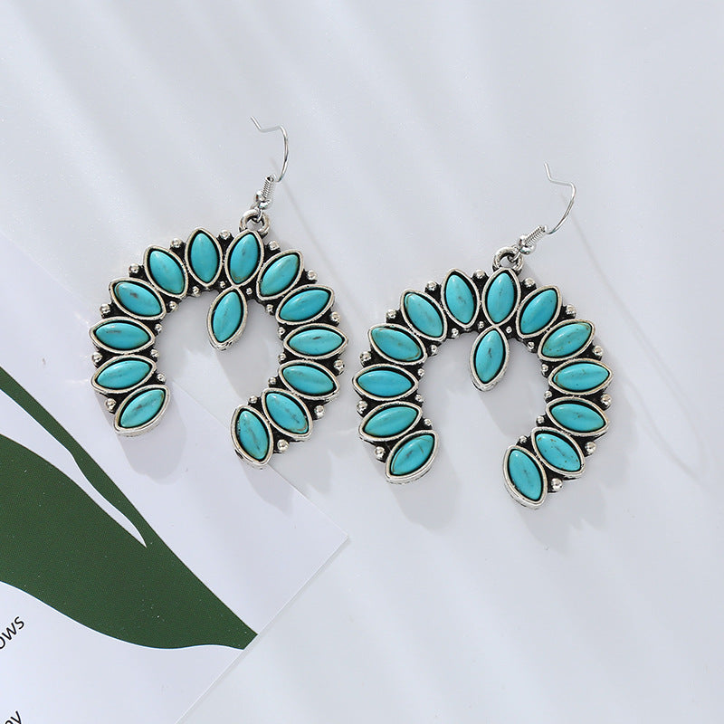 Wholesale Vintage Scalloped Turquoise Hollow Earrings