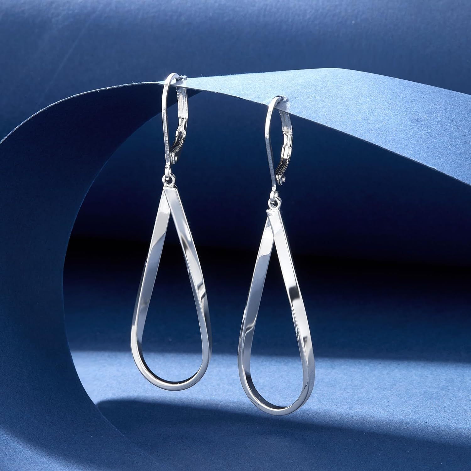 Wholesale Simple and Fashionable Large Water Drop Earrings