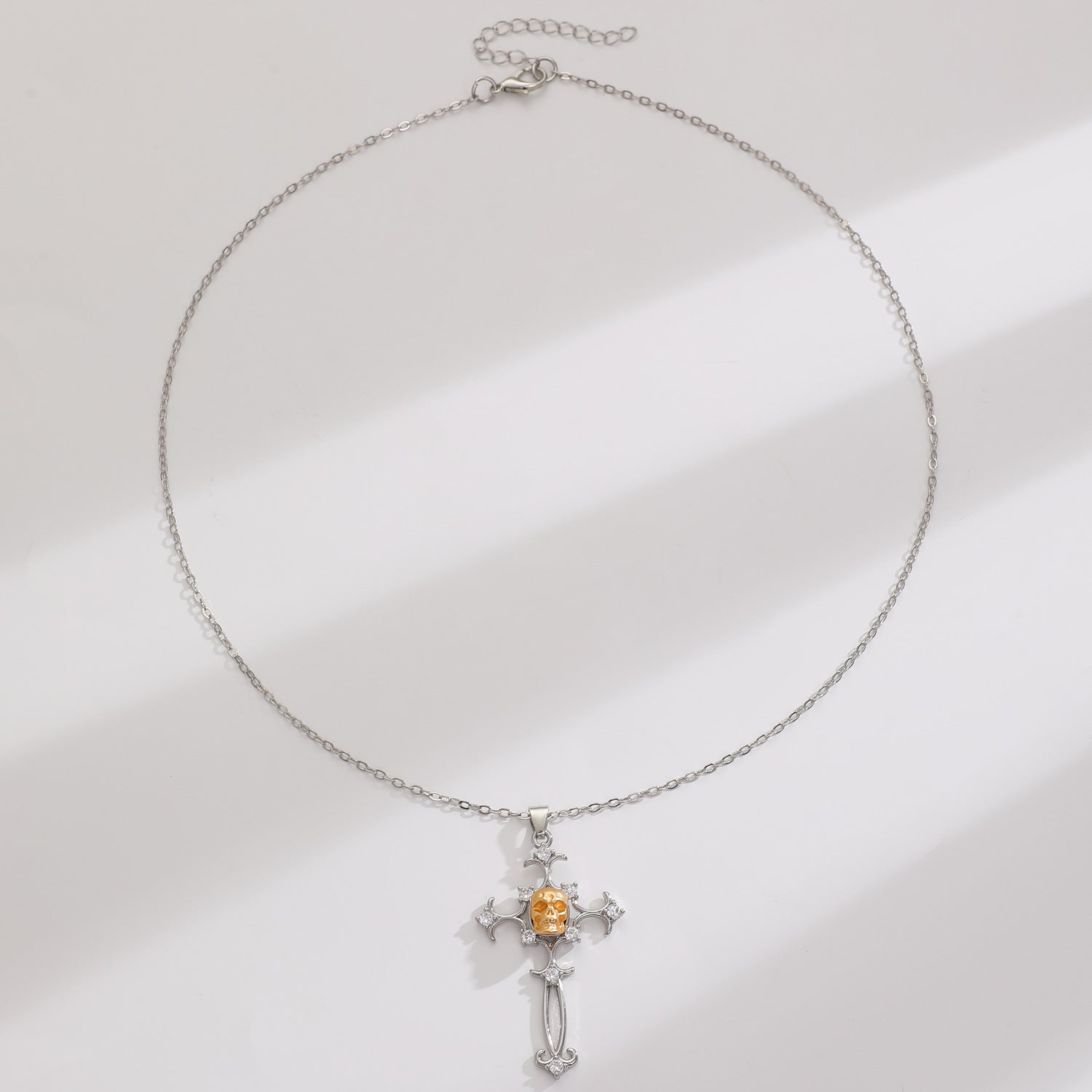 Wholesale  dark cross inlaid rhinestone skull clavicle necklace