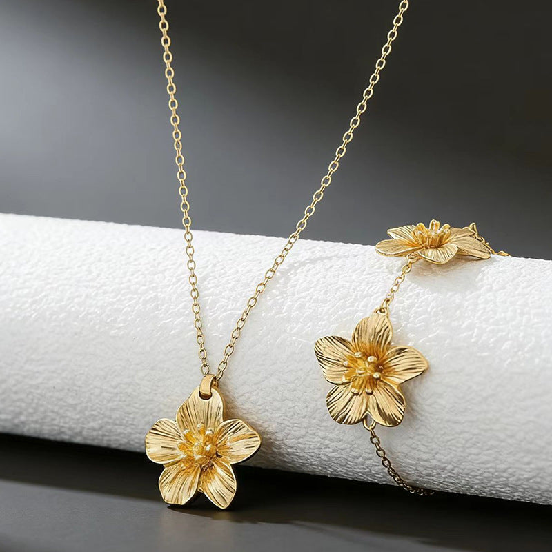 Wholesale gold flower necklace and earring set niche design floral necklace