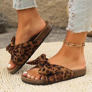 Wholesale Wood Grain Sole Bow Leopard Print Flat Bottom Women's Sandals