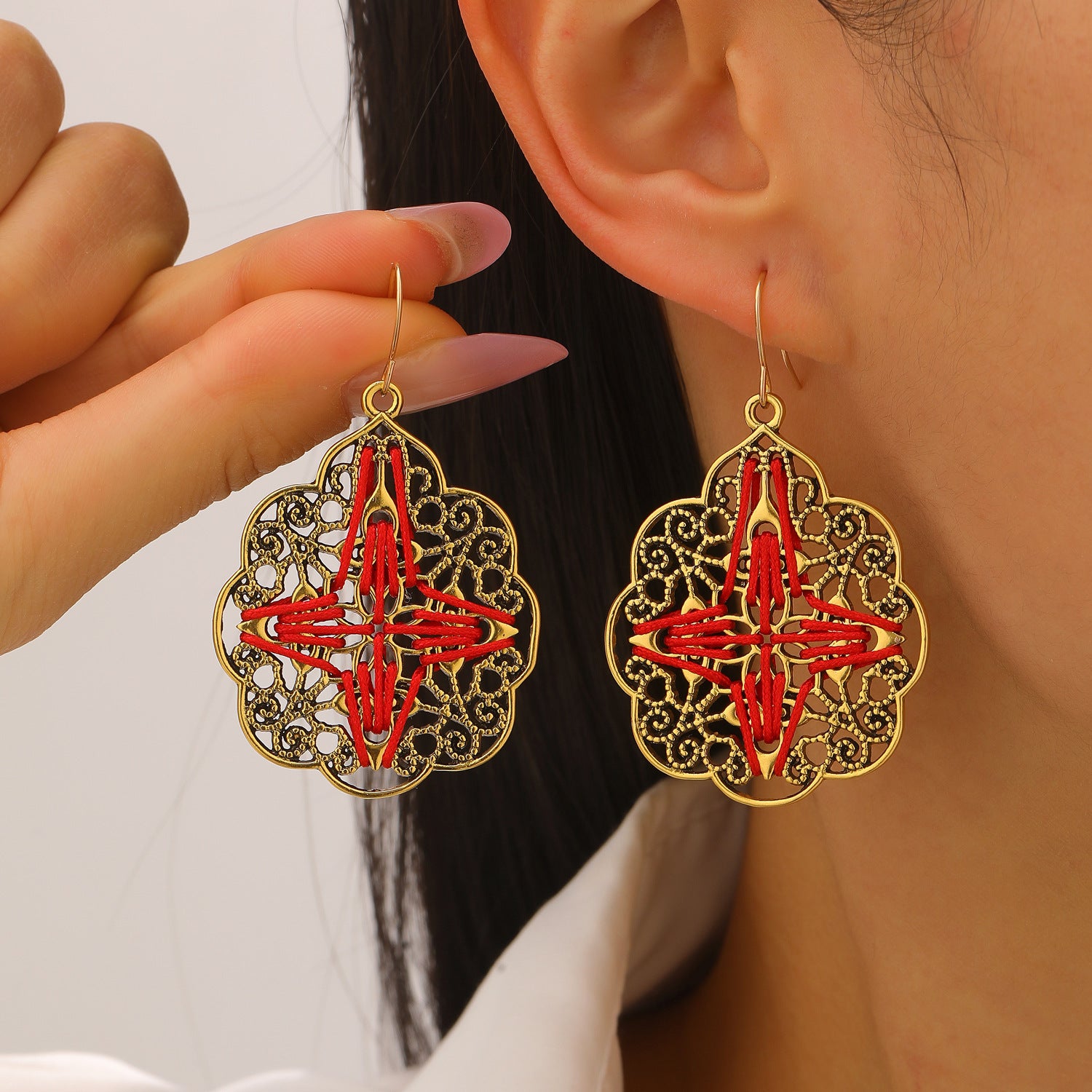 Wholesale Antique Gold Bohemian Hollow Carved Earrings For Women Trendy Gift Boutique Resale Fashion Accessory