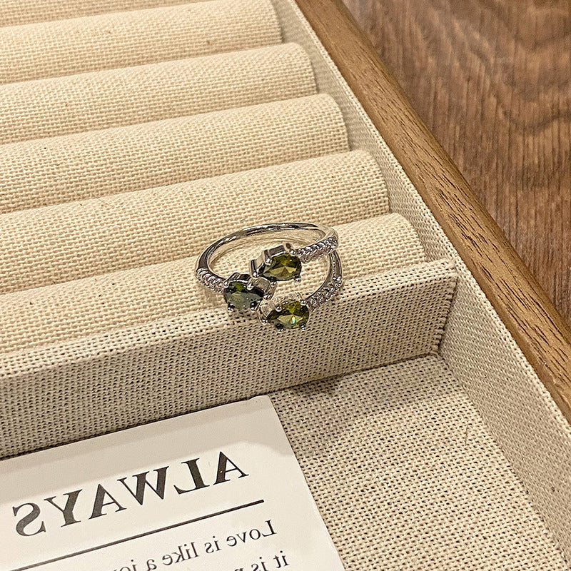 Wholesale Vintage Olive Green Zircon Personalized Open End Ring