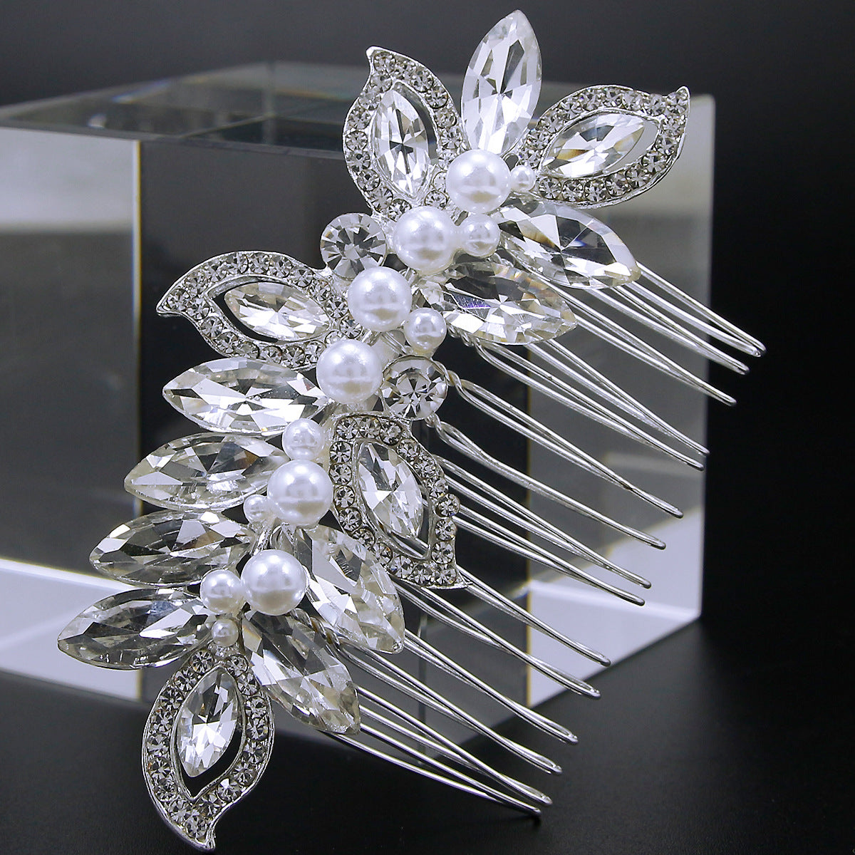 Wholesale Alloy Diamond Inlaid Pearl Hair Comb Hair Clip