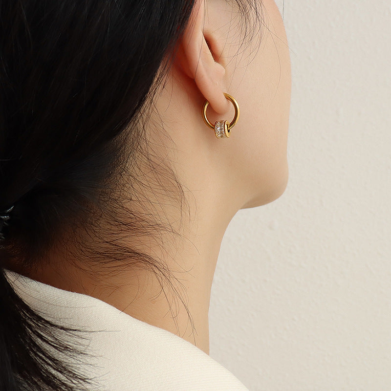 Wholesale diamond inlaid geometric minimalist titanium steel necklaces