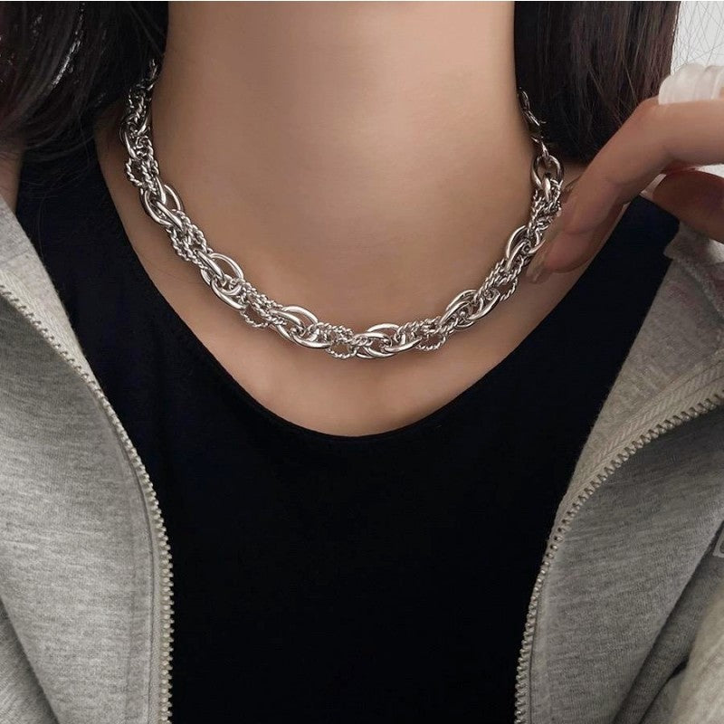 Wholesale d Heavy Work Metal Necklace Vintage Thick Chain Silver Accessory Collarbone Chain