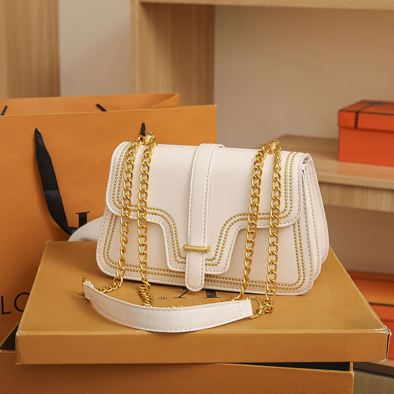 Wholesale 2023 Retro Contrast Color Chain Shoulder Crossbody Bag