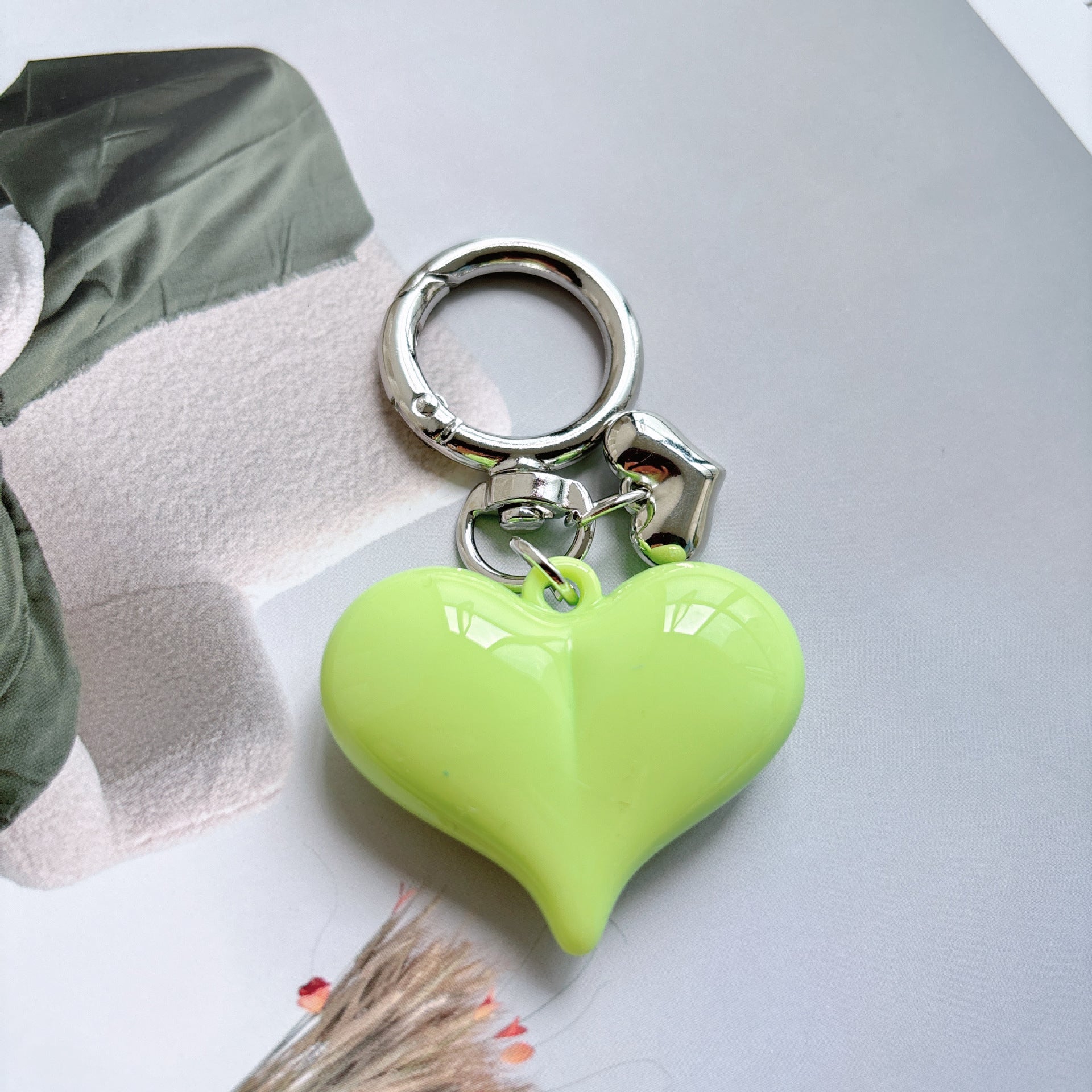 Wholesale Creative love keychain peach heart bag car key decoration