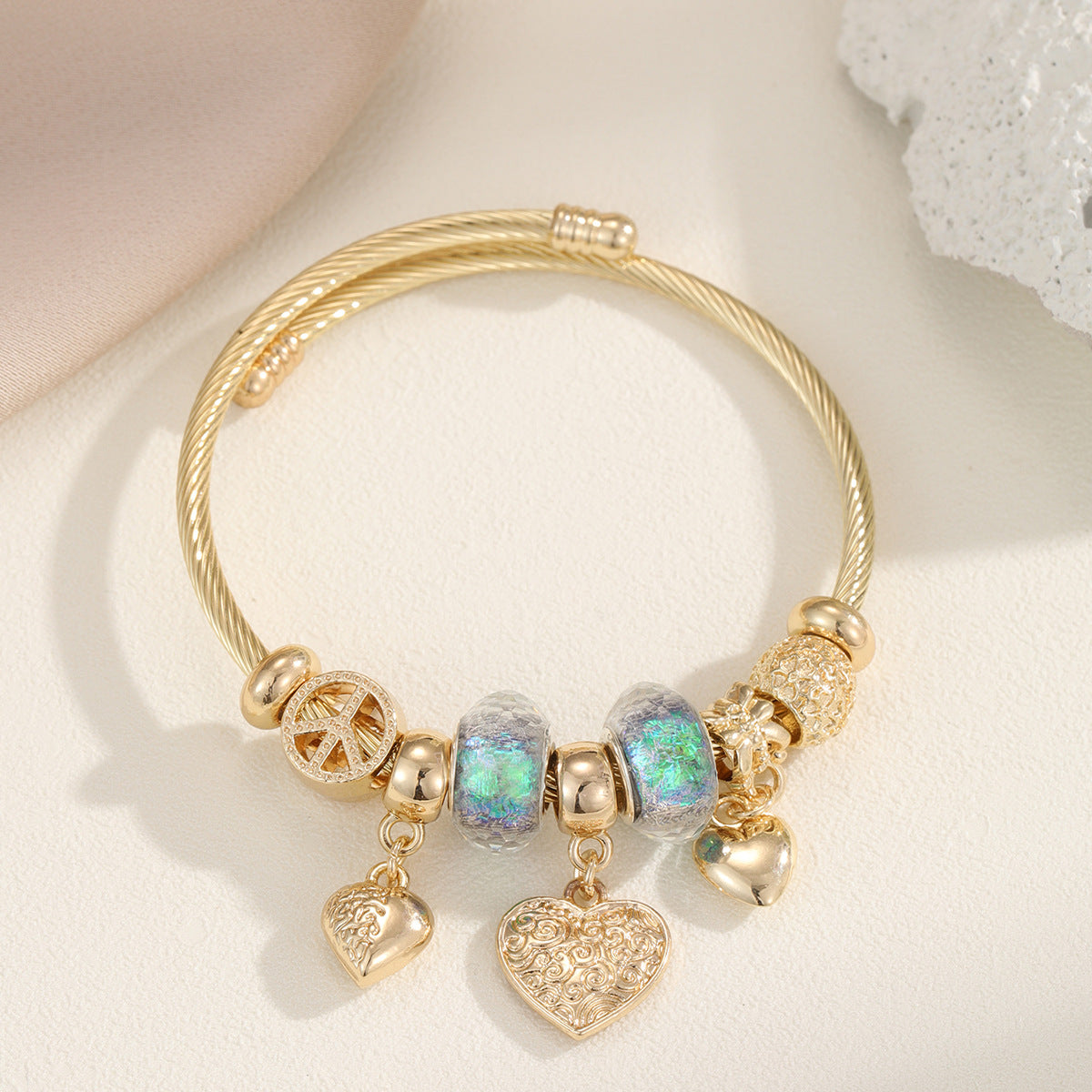 Wholesale Golden Love Leaf Animal Adjustable  Stainless Steel Bracelets