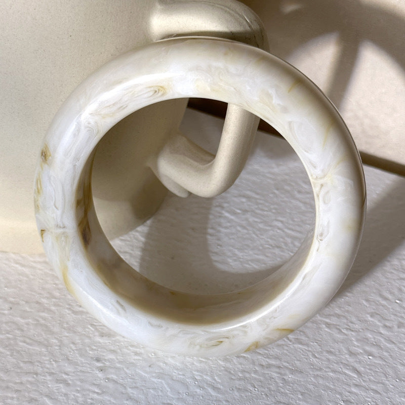 Wholesale 10pcs Yuyu fashion new marble pattern acrylic bracelet shaped resin square round bracelet