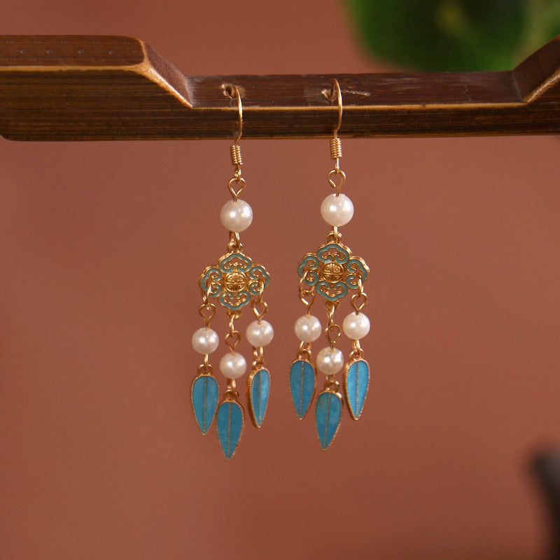 Wholesale Vintage court style ethnic antique earrings