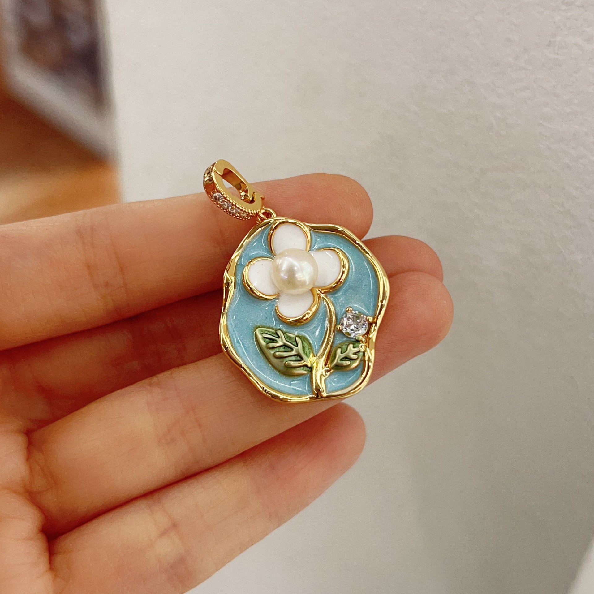 Wholesale Pearl Necklace Melon Buckle Pendant Oil Dropping Oil Painting Style Rose DIY Pearl Necklace Sweater Chain Accessories New