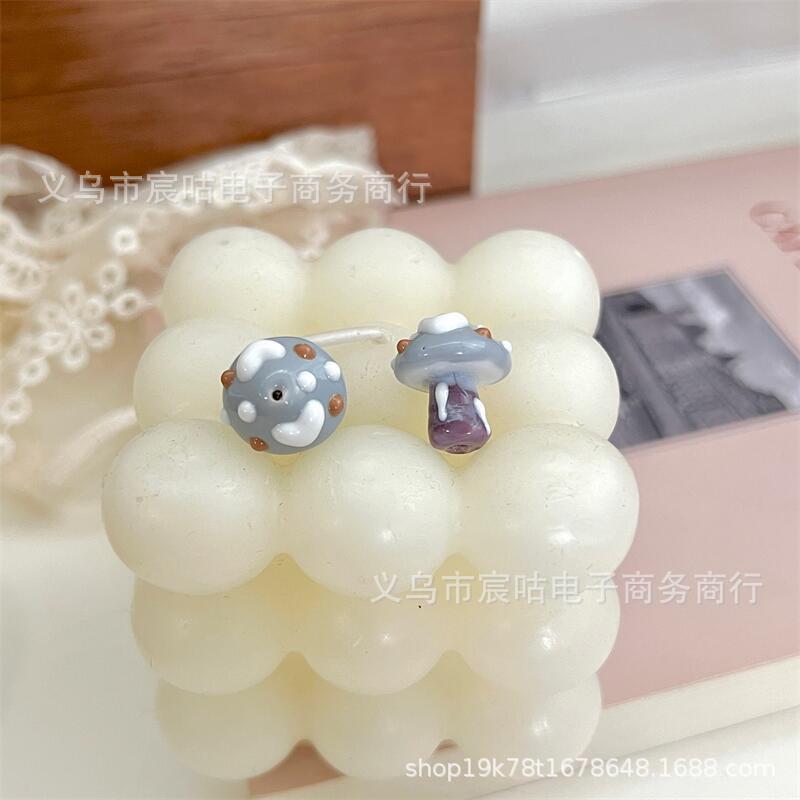 Wholesale 10pcs Glassy mushroom-shaped long-handled contrasting-color beads