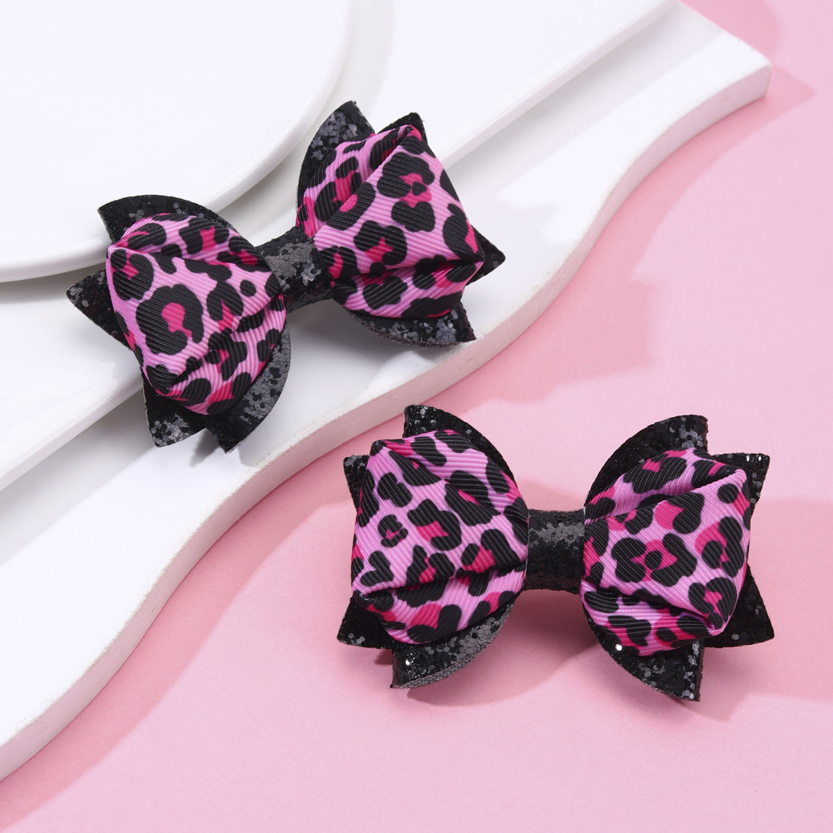 Wholesale  20pcs/pack European and American Cow Pattern Bow Hairpins Popular Kidsren' s Bow Hair