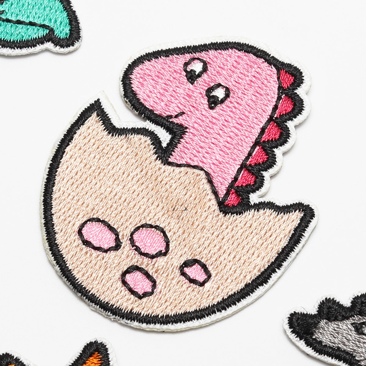 Wholesale Cartoon Dinosaur Embroidered Patch Twill Applique Decorative Sewing Accessory For Clothing Towel Gift