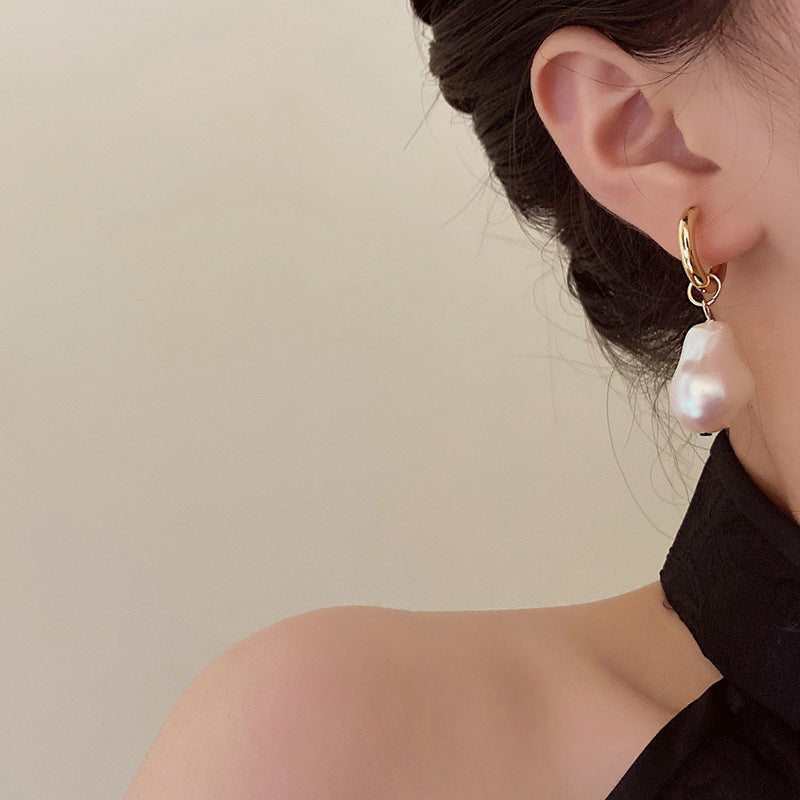 Wholesale French Vintage Baroque Pearl Water Drop Fashion Temperament Design Premium Niche Earrings Ear Buckles
