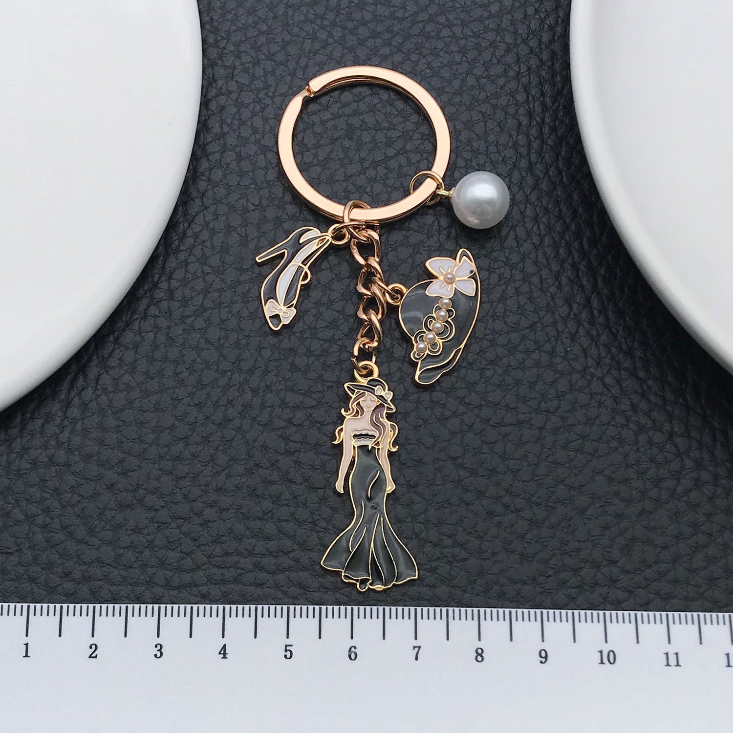Wholesale Black Dress Girl Hat High Heels Metal Keychain