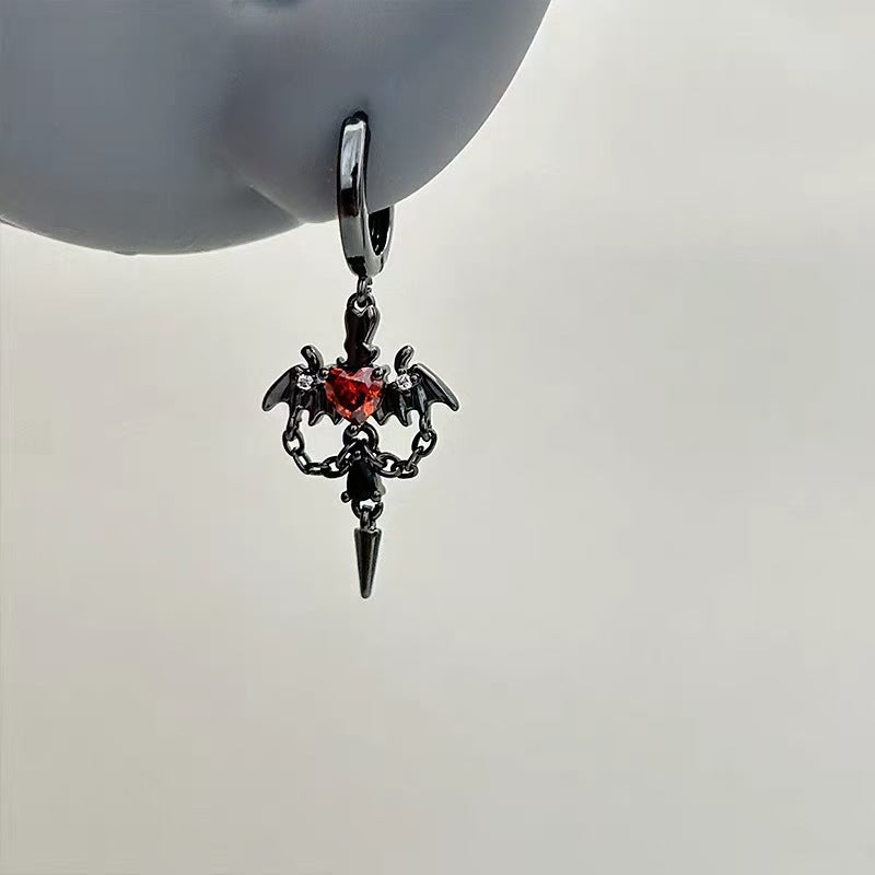 Wholesale Gothic Bat Devil Wing Ear Cuff Earrings Zinc Alloy Electroplated Dark Punk Jewelry Trendy Party Gift Boutique Resale