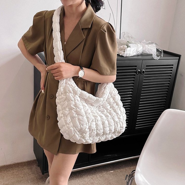 Wholesale PU Pleated Cloud Women's Large Capacity Single Shoulder Crossbody Bag